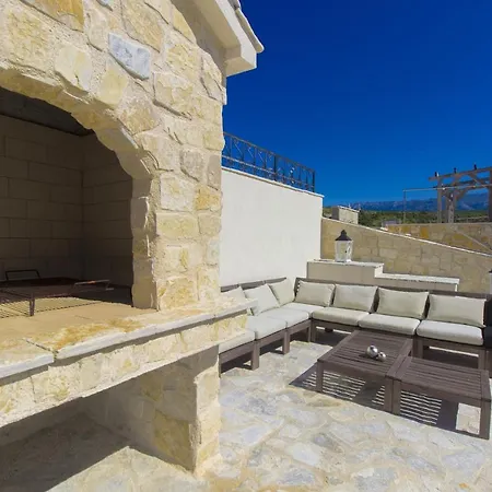 וילה Lotus פוסדריה